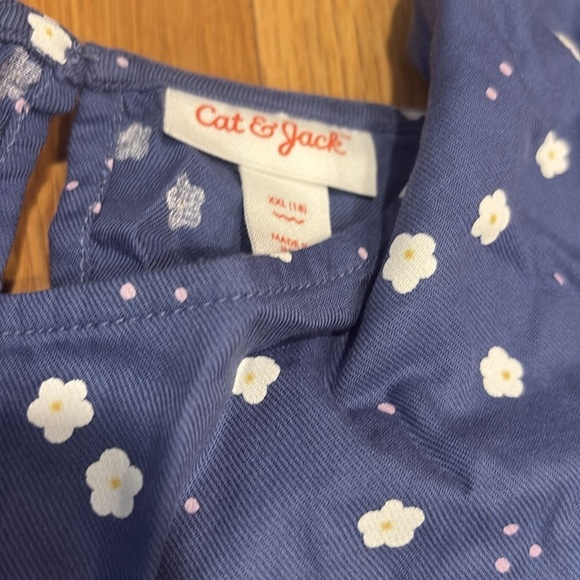 Cat & Jack Blue Crew Neck Flutter Sleeve Top - Picture 2 of 3